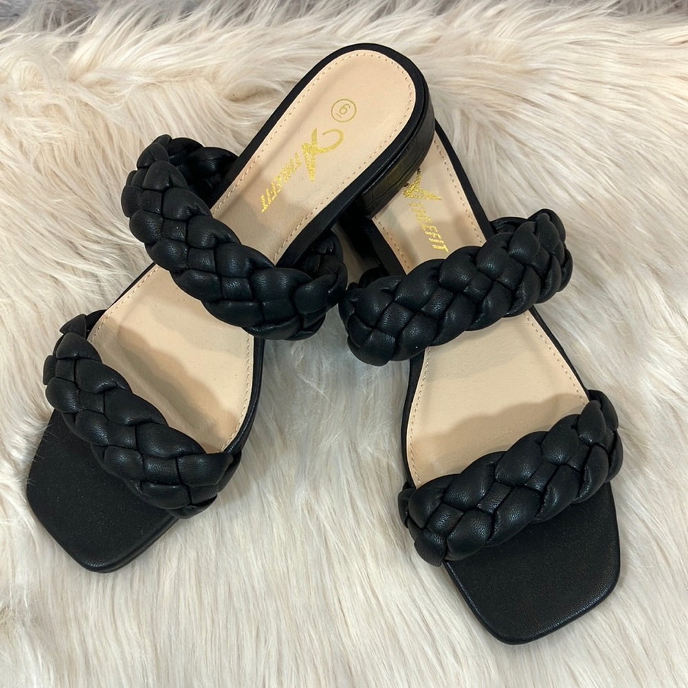 Athlefit - Black Braided Sandals